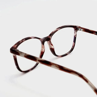 Chasing liberty Madison Avenue Sunglasses