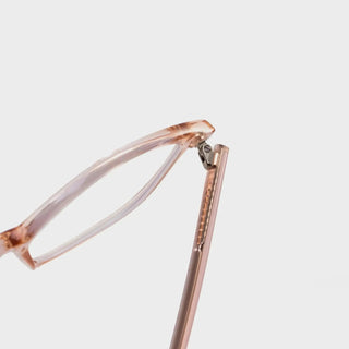 Chasing liberty Madison Avenue Sunglasses