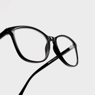 Chasing liberty Madison Avenue Sunglasses