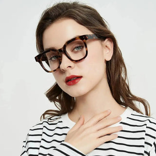 Hanna Madison Avenue Sunglasses#Tortoiseshell