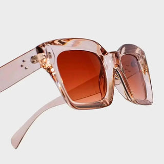 LAURA DERN - Madison Avenue Sunglasses#Teal Color